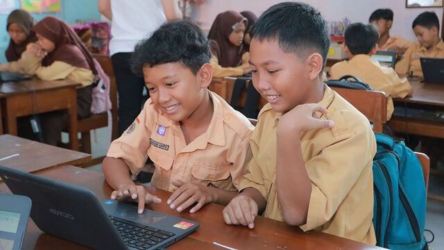 Analisis Kepuasan Siswa Terhadap Kualitas Pengajaran di SMA