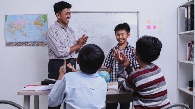 Studi Kasus Pembentukan Karakter Disiplin pada Siswa Kelas X